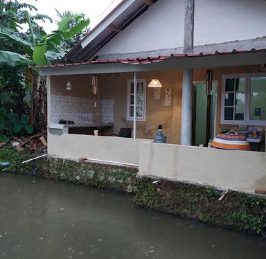 WARUNG BASO DAN ANEKA JUS BU DEDEH