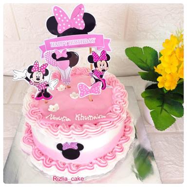 RIZLIA CAKE