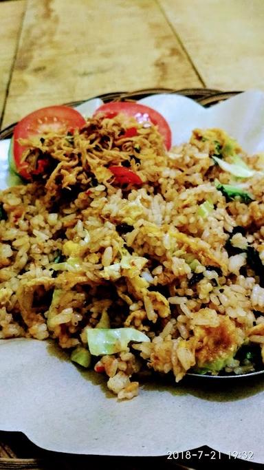 NASI GORENG KEVINS