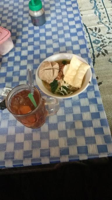 BAKSO DAN MIE AYAM MBAK BETI