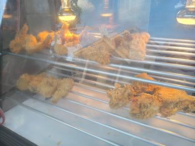 HANIYA FRIED CHICKEN KAJORAN