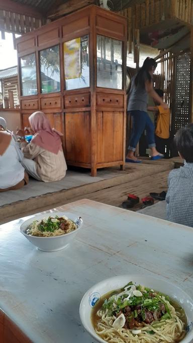 MIE AYAM & BAKSO PAK KEDUQ