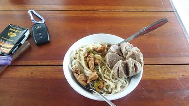 BAKMI JAWA & MAGELANGAN PAK BAS(ꦧꦏꦩꦗꦮ&ꦩꦒꦭꦔꦤꦥꦏꦧꦱ)