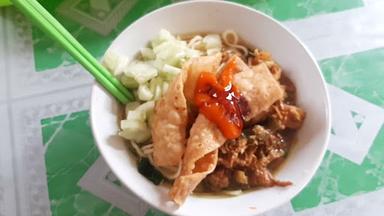 MIE AYAM SUROTO