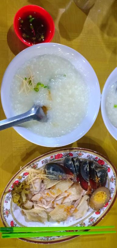 BUBUR AYAM AKIONG