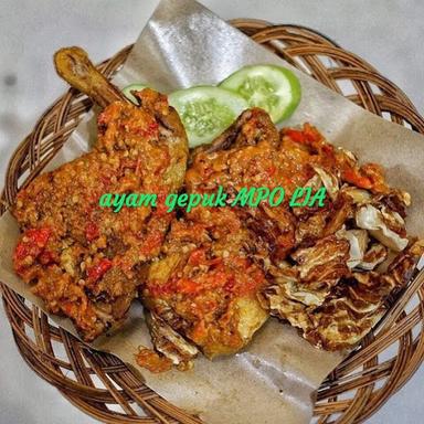 AYAM GORENG MPOK LIA