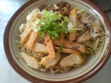 BAKMI KEPITING AGUAN PONTIANAK