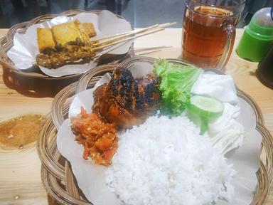 BEBEK AYAM SAMBAL JINGKRAK KHAS TEGALAN