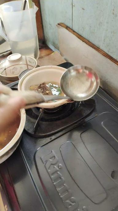 XIN FENG WEI  BAK KUT TEH & SOP HERBAL GINSENG