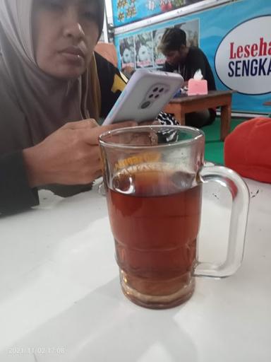 WARUNG LESEHAN SENGKAN LAPERPOOL