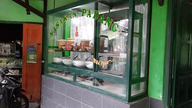 WARUNG NASI PADANG DAN BAKSO PAK HANAFI