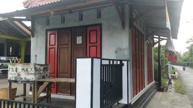 WARUNG ES RAFIF