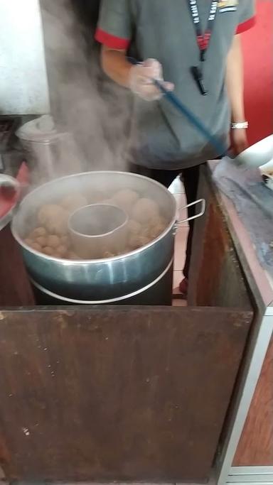 BAKSO & IGA PAK MANGKU KALIBAGOR