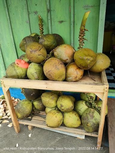 KEDAI BAKSO LARISE MAS TONO