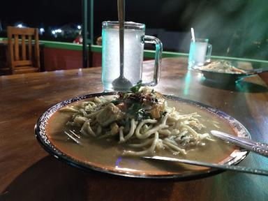 BAKMI GODOG MBAK SISMI