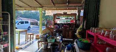 WARUNG SOTO KANG DHO