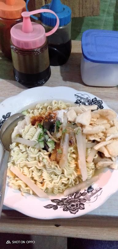 BAKSO DADI MULYO