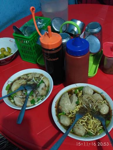 BAKSO KAK MAN