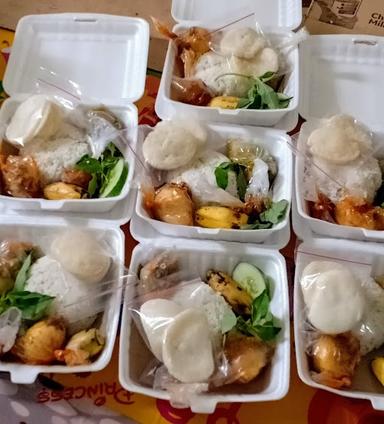 WARUNG NASI LALA