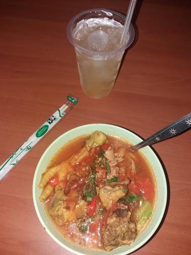 KEDAI MIE AYAM TIARA