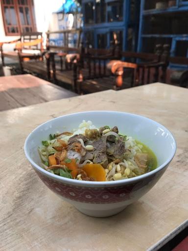 SOTO SAPI DAN TUMPANG KOYOR