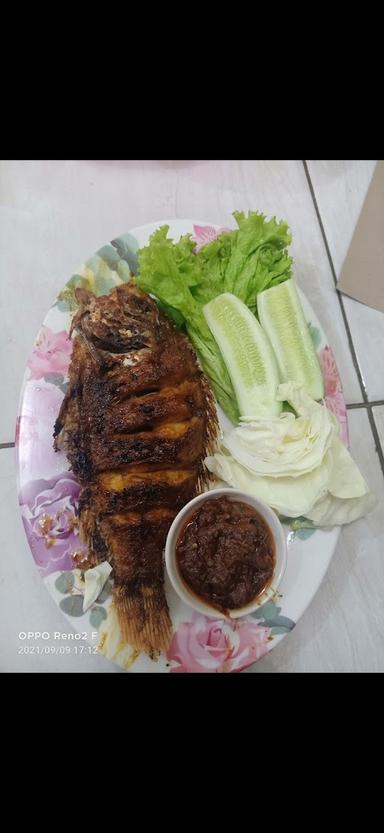 IKAN BAKAR & AYAM BAKAR BU TUN