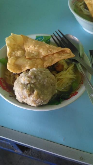 BAKSO URAT MIE AYAM JOGJA