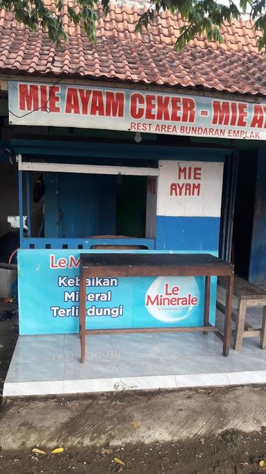 WARUNG NASI TEGONG MASAKAN JAWA