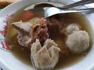 BAKSO & SOP BUNTUT WIWIT