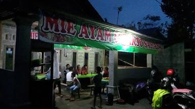 MIE AYAM DAN BAKSO SAHABAT