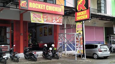 ROCKETCHICKEN KAMPAK TRENGGALEK