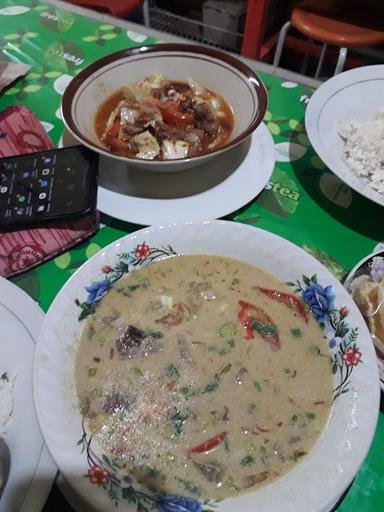 RUMAH MAKAN SOTO BETAWI