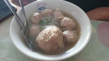 BAKSO TENES KIKIL PAK NOTO