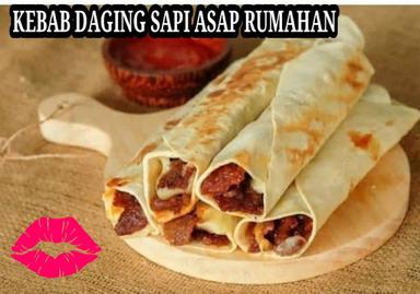 KEBAB SOSIS DAN DAGING ASAP OMAHAN