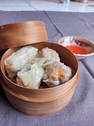 KINKIN DIMSUM DAN PEMPEK