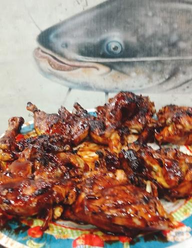 AYAM BAKAR LAMONGAN MAS HARI