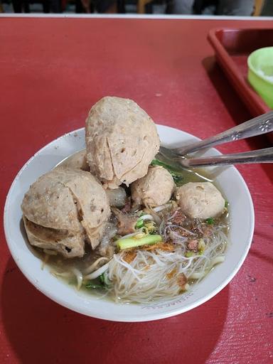 MIE AYAM DAN BAKSO DOWER