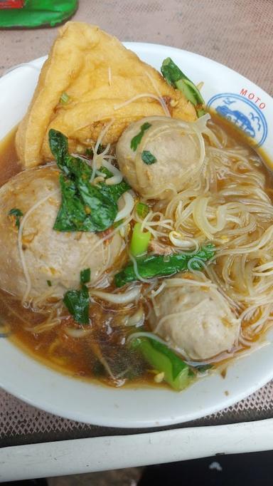 MIE AYAM DAN BAKSO DOWER