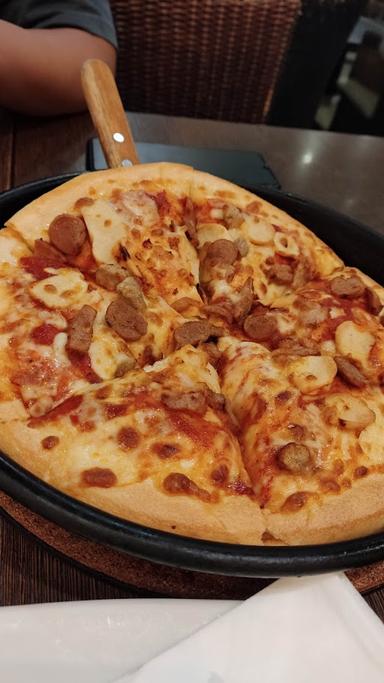 PIZZA HUT RESTORAN