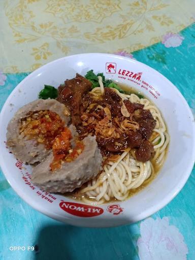 MIE AYAM & BAKSO RATRI