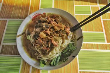 MIE AYAM DAN BAKSO ABC