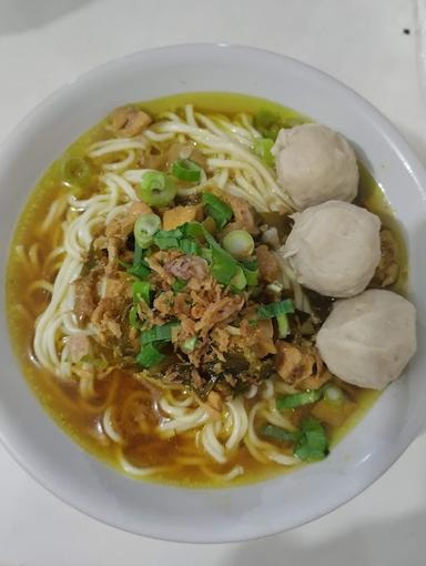 MIE AYAM DAN BAKSO GONES