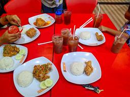 Photo's Rocket Chicken Ponggok