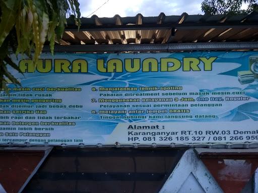 AURA JUICE DAN LAUNDRY