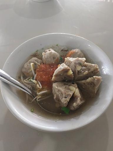 BAKSO ROKET