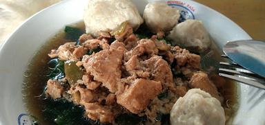 BAKSO & MIE AYAM PAK UNTUNG