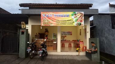 WARUNG MAKAN TAN THREE