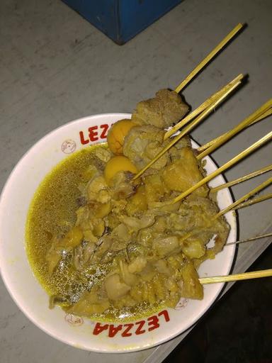 SOTO AYAM PAK EKO PATI