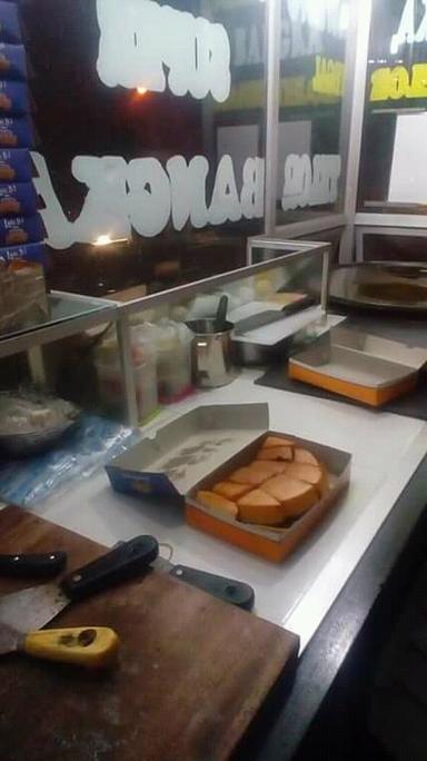 MARTABAK 72 SUKARAYA