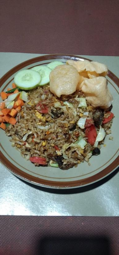 NASI GORENG SEDAP MALAM